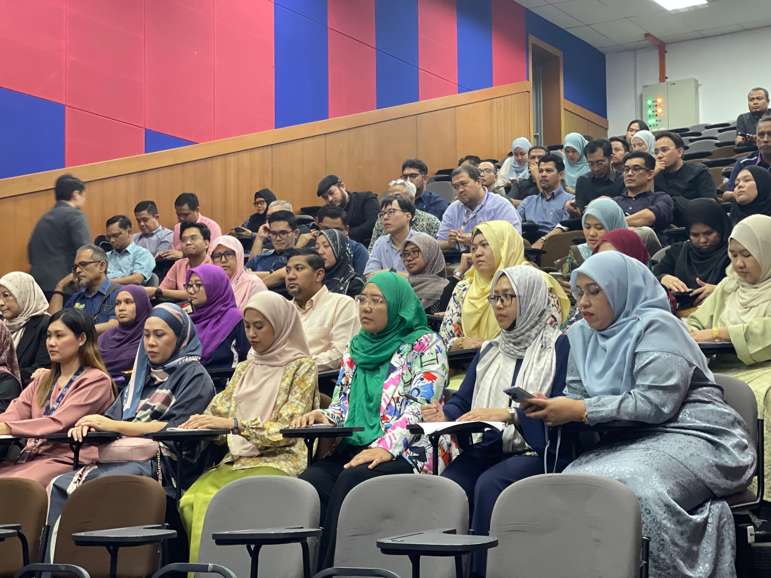 SESI BICARA MUHIBAH BERSAMA PENSYARAH DAN PELAJAR FTKW, FSE DAN FBI
